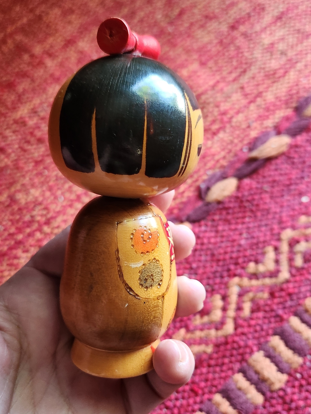 Vintage Kokeshi Doll with Red Bow - Picture 5 of 8